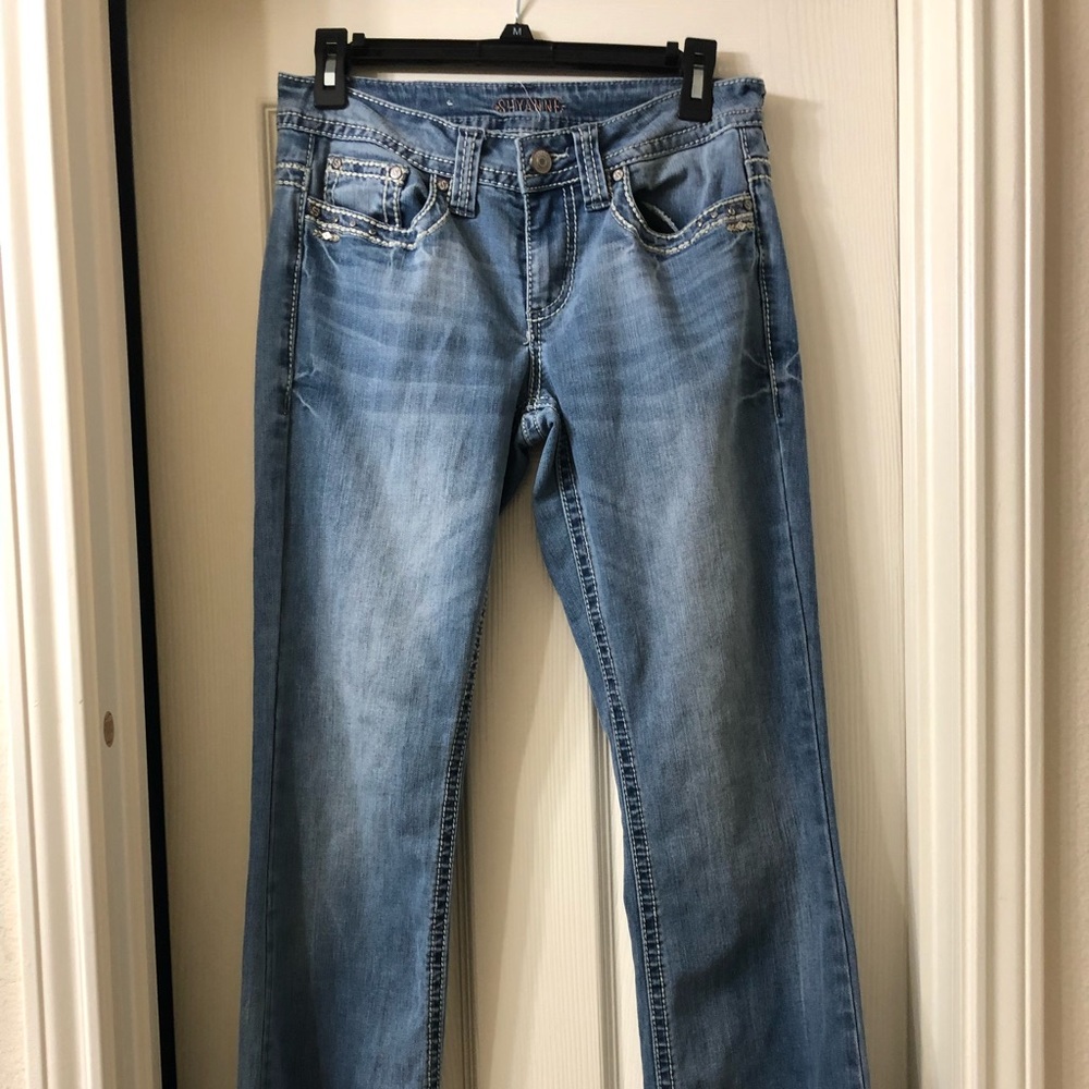 Shyanne women’s jeans. Size 27s